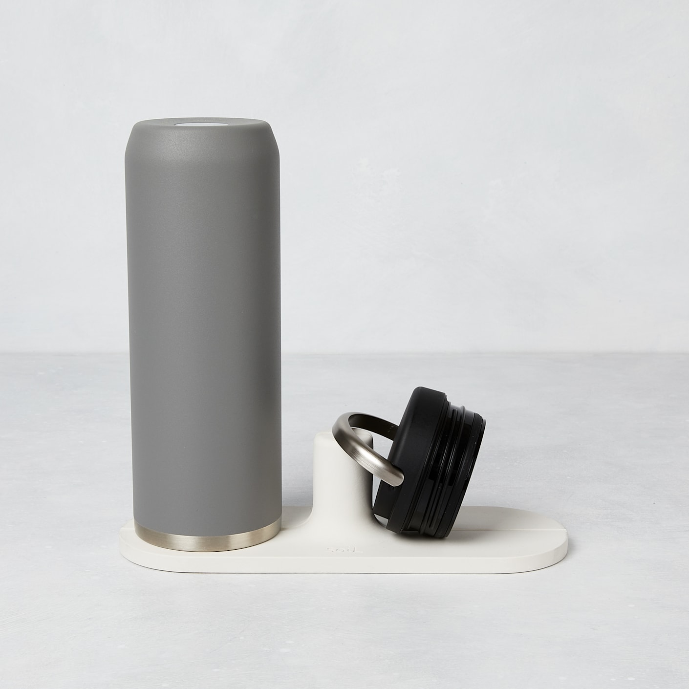 Soil Water-Absorbing Bottle Drying Rack | Bespoke Post