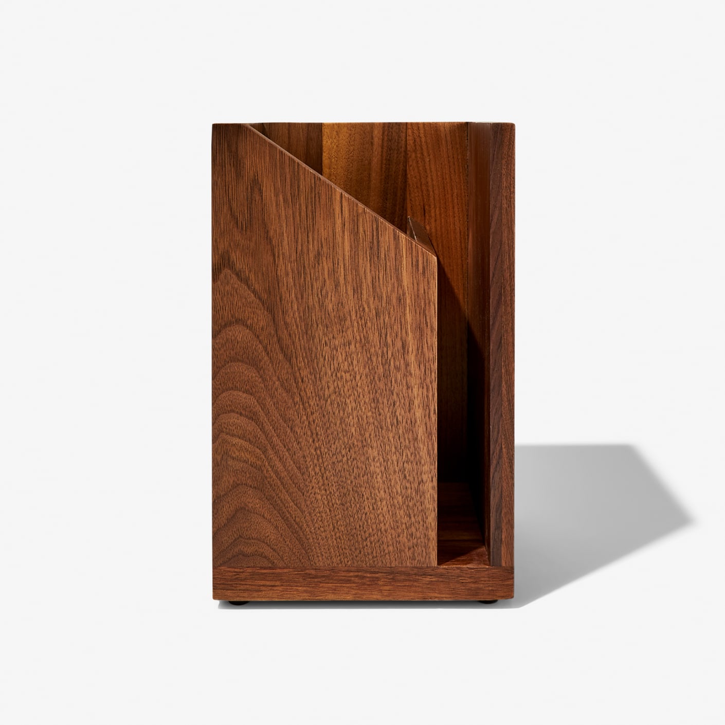 Material The Base Utensil Holder in Walnut