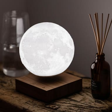Lash moon lamp with Custom Logo. I Cant stand with my voice lol 😅 #mo