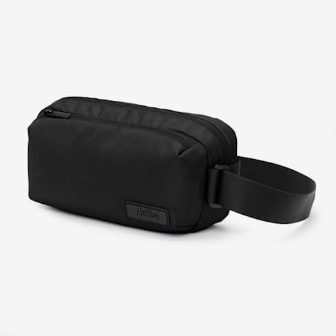 Dark Energy Poseidon Pro Indestructible Charger with Carabiner Pro | Bespoke Post