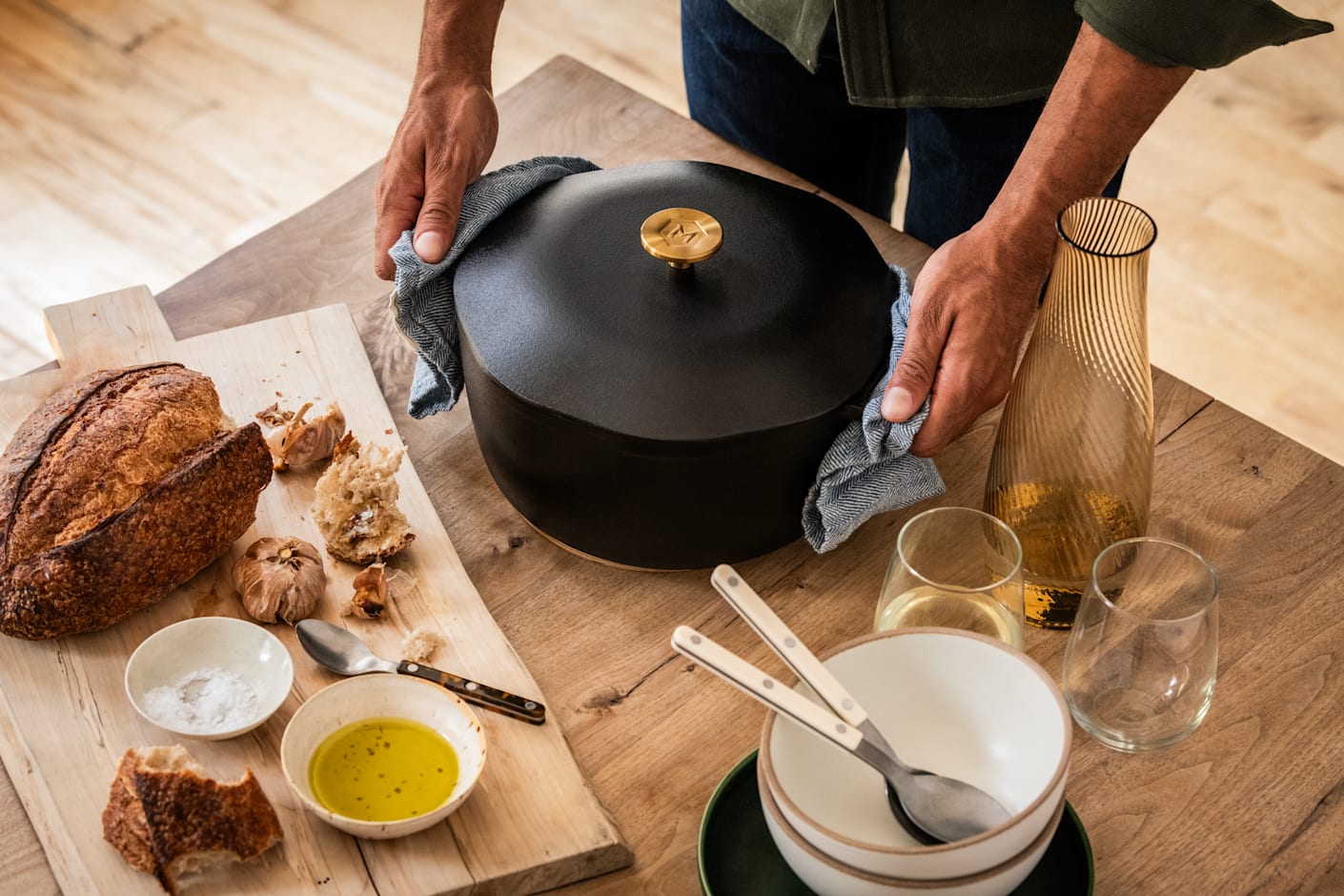 Lodge Cast Iron Seasoned 5-Piece Set with Skillet, Griddle & Dutch Oven -  AliExpress